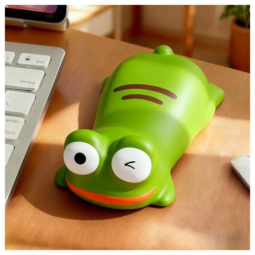 Cute Mouse Wrist Rest Mouse Pad Keyboard Computer Elbow Comfort Support Pad Suitable for Typing and Gaming - Green Frog