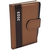 Der Kamber Office Taschenkalender 2023 begleitet und unterstützt dich das ganze Jahr zuverlässig bei deiner Terminplanung. Dank des Kugelschreibers und des kompakten Formates ist er sofort einsatzbereit wenn du ihn brauchst. Bis bald!