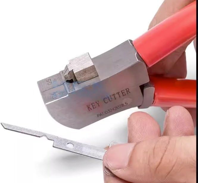 Hand Key Cutter, Flat Key Cutting Pliers for Quick Rebuild Flat Keys to Vehicles Doors, 0.5mm to 0.6mm