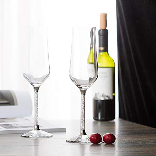 Copa de vino cristalina CXK para evitar mesas aburridas en sus fiestas 4