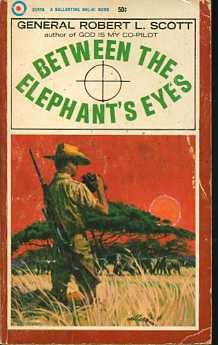 Paperback Between The Elephant's Eyes Book