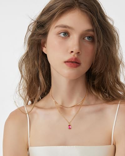 Lourny Gold Layered Crystal Necklace for Women, 18K Gold Plated Choker Emerald Green Dainty Chain Trendy Statement Necklace Jewelry for Women Gifts3