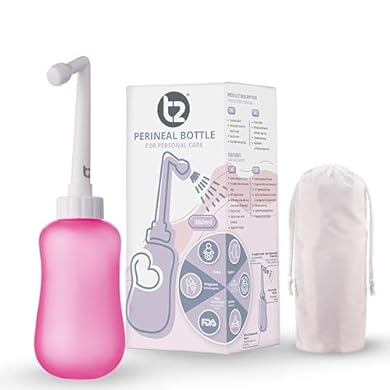 Foto di T2 Peri Bottle - Bidet Portatile da Post Parto, Sollievo dal Dolore Perineale - Da 360 ml con Ugello a 60°, Custodia Lavabile - Borsa Ospedaliera Essenziale per la Maternità, Regali per la Neo-Mamma