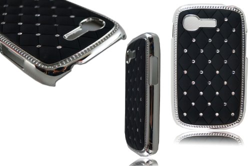Il design unico permette un facile accesso a tutti i pulsanti, i controlli e le porte senza dover rimuovere la custodia.