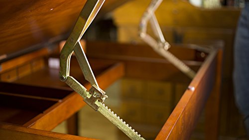 Alvin Van42 Vanguard Drawing Room Table, Table Top 28" X 42", Table Height 30", Tabletop Adjusts From Horizontal 0 To 45 Degrees, Drawer Inside Dimensions 21" X 11½" X 1 3/8", 2 Movable Dividers #TOP3