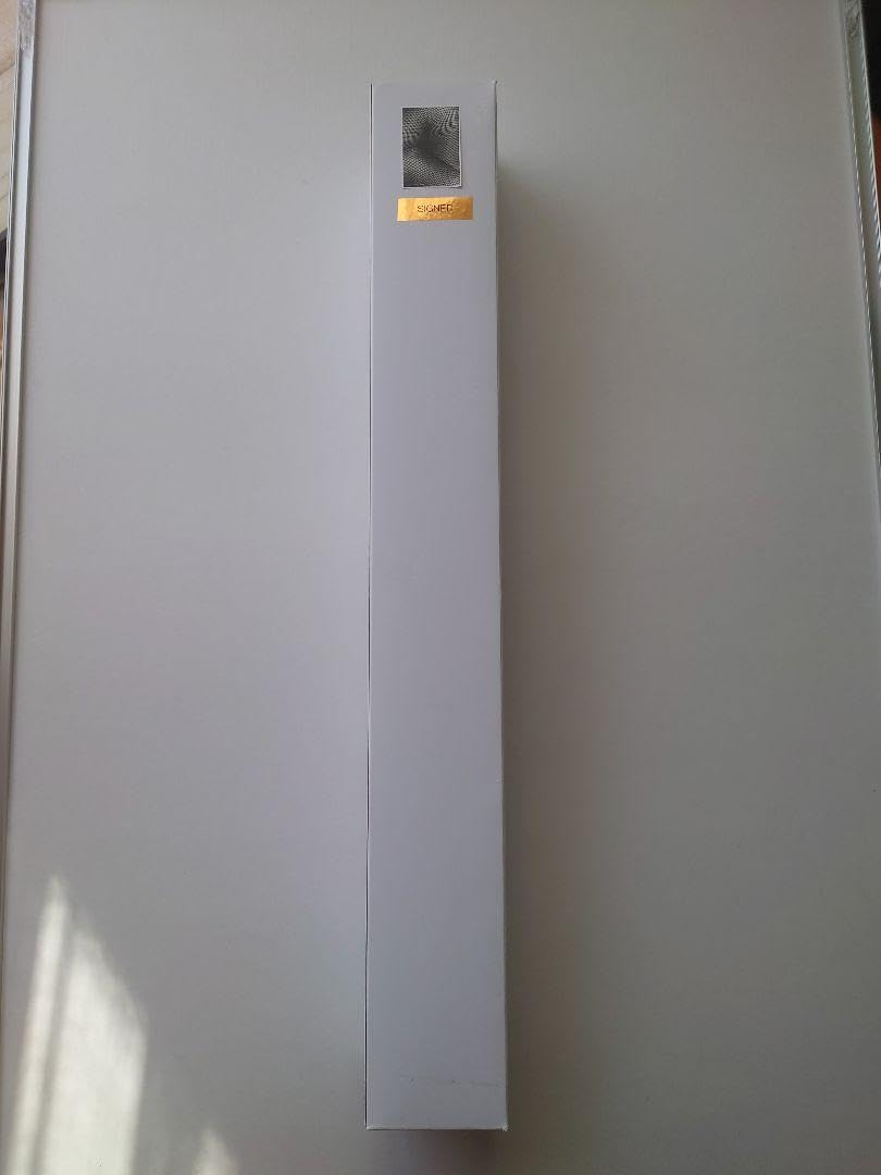 森山大道 タイツ サイン入りポスター nadiff a/p/a/r/t Amazon.co.jp: 森山大道 タイツ サイン入りポスター nadiff