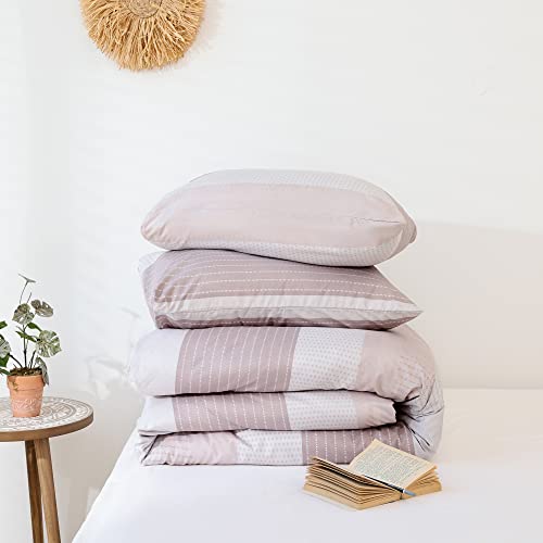 Janzaa Queen Comforter Set Oatmeal Boho Comforter Set Soft Microfiber Queen Bed Set 3 Piece Striped Comforter Set With 2 Pillow Cases Lightweight Fluffy Bedding Down Alternative For All Season #TOP7