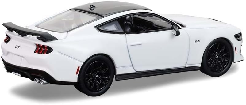 Greenlight Collectibles 13370-F Muscle Series 30-1:64 Scale Diecast Model - 2024 Mustang - Oxford White