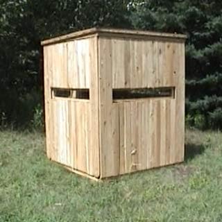 Cedar Wood Ground Hunting Blind Crossbow/Rifle Deer Blind