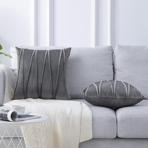 Image of Amazon Brand - Umi Decorative Striped Throw Pillow Covers 18 X 18 Inch,Soft Solid Velvet Pillow Covers Cushion Case with Zigzag Pattern for Sofa Bedroom 45 X 45 Cm (Pack of 5) Grey
