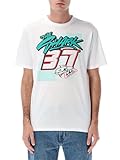Camiseta de hombre de la colección oficial de Pedro Acosta. Base blanca con gráficas y logos impresos en la parte delantera y trasera. Composición: 100% algodón.