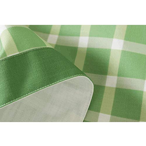 Nappe de table basse à carreaux vert pour un coin café chaleureux