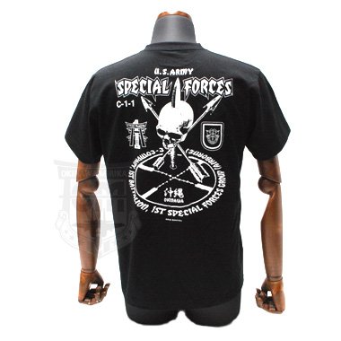 Amazon.co.jp: 沖縄駐留米軍・特殊部隊 米陸軍／第1特殊部隊群