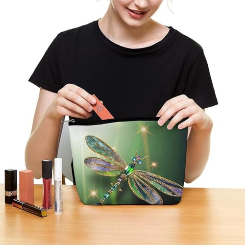 Trousse de toilette portable libellule pour ne plus manquer de place - 6