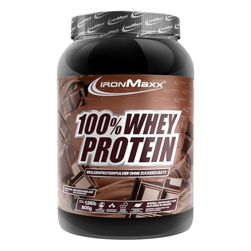 IronMaxx 100% Whey Protein Pulver 900g - Milk Chocolate | Cremiger Eiweißshake mit BCAAs & EAAs | High Protein, Low Carb & zuckerarm | Ideal für Muskelaufbau & Fitness