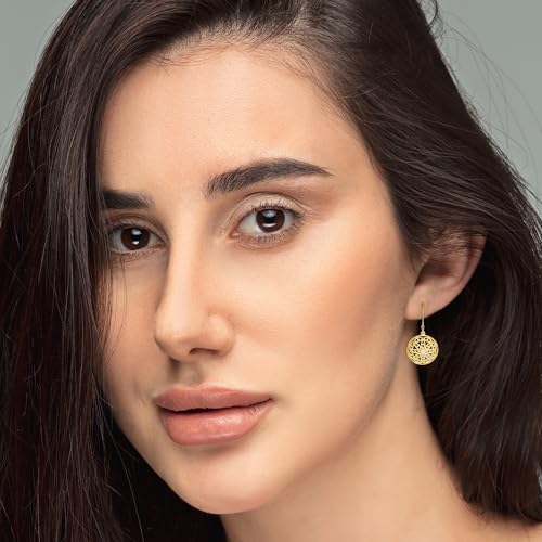 0.10 Ctw Round Cut Lab Grown Diamond Filigree Circle Teardrop Lever Back Earrings for Women Yellow Gold Plated Sterling Silver (SI1-SI2 Clarity And G-H Color)3