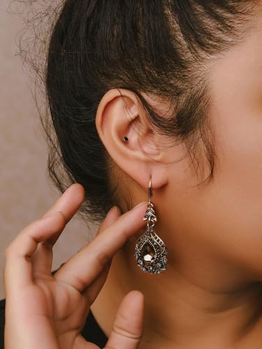 MINACHI Christmas Halloween Red Heart Shaped Pattern Alloy Earrings, Gothic Antique Style Jewelry for Women2