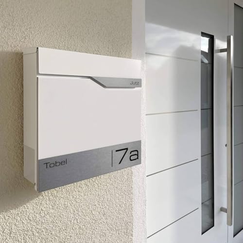 Metzler® Briefkasten Weiß mit Zeitungsfach, personalisiert mit Lasergravur, Wandbriefkasten mit austauschbarem Edelstahl-Namensschild… – Ansicht 6