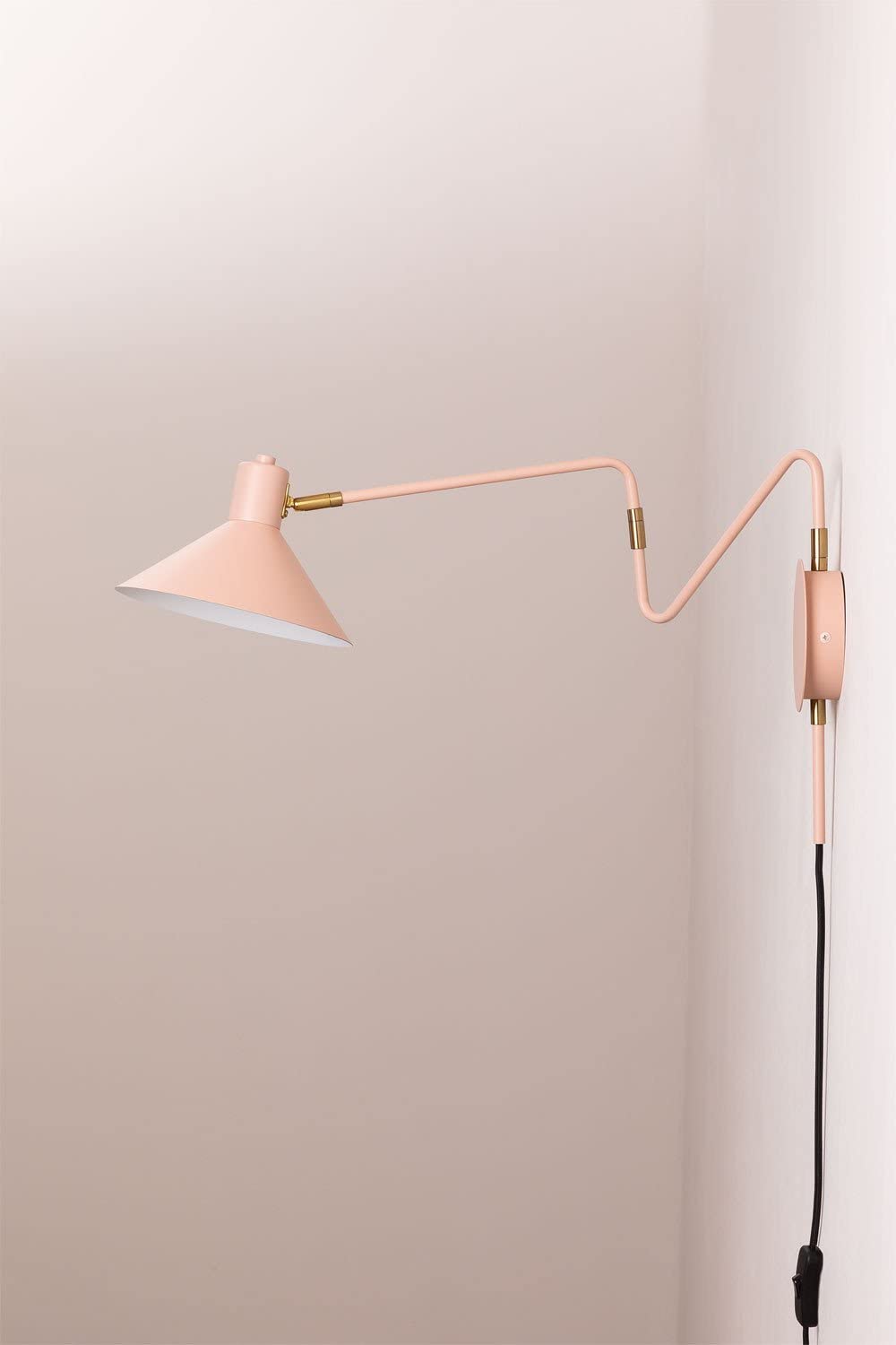 Lampada Da Parete Lizz Di SKLUM: Il Tocco Di Stile Che Cercavi Per La Tua Casa! - 2