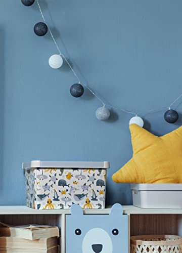 CURVER Stockholm Deco Storage Box, Fade-Resistant IML Finish, Stackable & Lightweight, 22 Litres, Ocean White