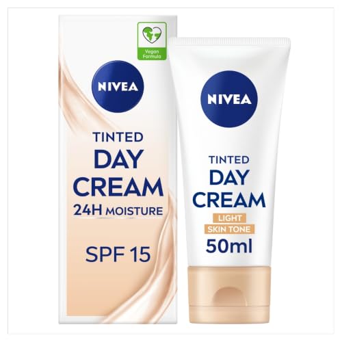 Nivea Daily Essentials Tinted Moisturising Day Cream Natural SPF 15 50 ml