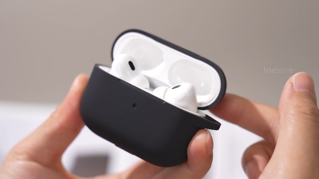 Carveit Custodia In Legno Inciso Per AirPods Pro 2/1: Con Intarsio Di Conchiglie E Moschettone In Titanio, Modello Rosea