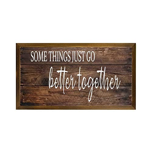 Panneau bois décoratif Some Things Just Go Better Together pour célébrer le couple