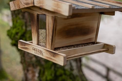 Kerbl Hobbyfarming Vogelfutterhaus, Aus Holz, Mit Glassichtfenster, Wetterfestem Dach, Robuste Kordel zur Aufhängung, Für Wildvögel, Witterungsbeständig
