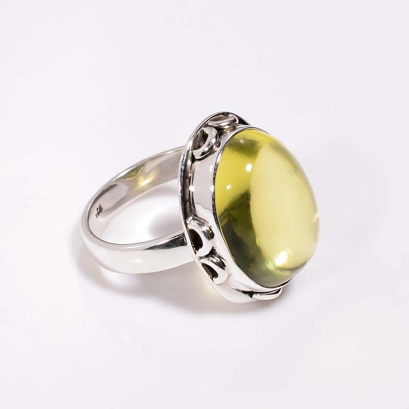 Bague de déclaration argent minimaliste avec quartz cabochon