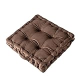 Nos coussins rehausseurs offrent un confort exceptionnel avec un rembourrage épais pour une expérience d'assise de soutien, ajoutant 8/9 cm de hauteur. Idéal pour embellir votre fauteuil ou canapé, ces coussins sont disponibles en deux tailles : 38 x 38 x 8 cm et 42 x 42 x 9 cm. Transformez votre siège avec nos coussins élégants et fonctionnels, parfaits pour tout décor d'intérieur.