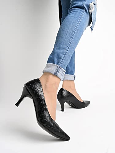 Image of Shoetopia Women Pull On Pump Heels