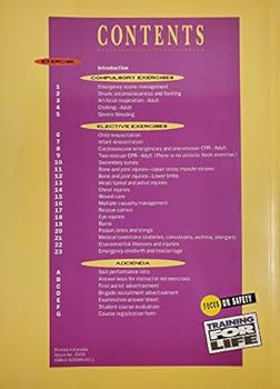 Paperback First Aid : First on the Scene Standard Level - Activity Book