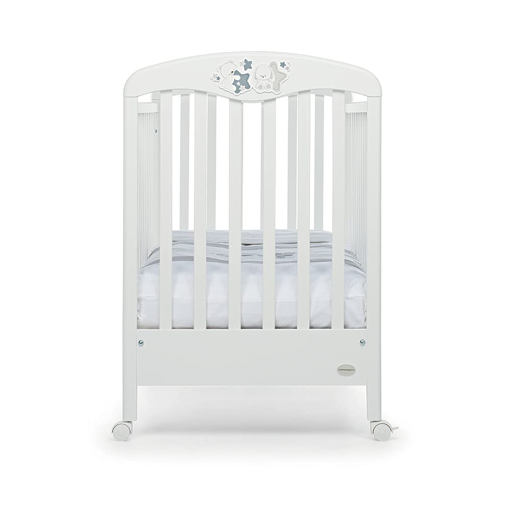 Foppapedretti Lettino con Sponda Regolabile Piccoli Amici, Legno di Faggio, Made in Italy, Rete a Doghe di Faggio, Ampio Cassetto, Regolabile a Doppia Altezza, 4 ruote, 131x71x105 cm, Bianco