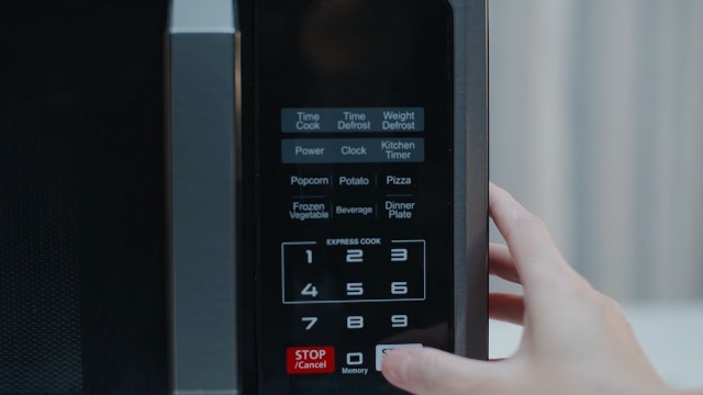 Toshiba-800w-23L-Microwave-Oven-with-Digital-Display-Auto-Defrost-One-touch-Express-Cook-with-6-Pre-Programmed-Auto-Cook-and-Easy-Clean-Black-ML-EM23PBS