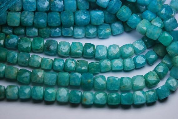Amazonite perle 7mm briolette cube facetté fil de pierre