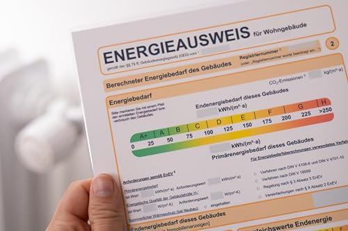Energieausweis (Verbrauchsausweis) für Wohngebäude/Häuser ab Baujahr 1978 mit max. 4 Wohnungen direkt vom Energieberater Energieausweis (Verbrauchsausweis) für Wohngebäude/Häuser ab Baujahr 1978 mit max. 4 Wohnungen direkt vom Energieberater