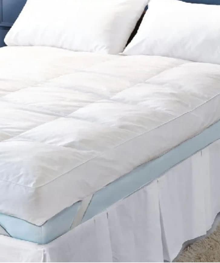 DORMICO Comfortable Mattress Topper, Fluffy Soft Topper Comfortable Breathable Foam Noiseless 550 GSM Soft bed topper that ensure stability, 6 size available (White, Queen 150 X 200 x 5 Cm)