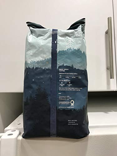 STARBUCKS Winter Blend WHOLEBEAN COFFEE Starbucks Winter Blend Coffee (Beans) 2.4 lbs (1.13 kg)