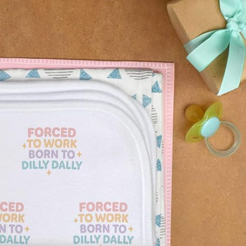 Azeeda 'Forced to Work, Born to Dilly' Baby Burp/Wash Cloth (BC00033199)3