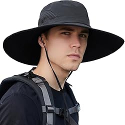 Sombrero Ajustable al Aire Libre, Protección UV Ho...: 【PROTECCIÓN UV】La visera mide 15cm de anchoque puede protege del sol tanto en la cabeza como en el cuello. 【RECHAZA EL AGUA】Sombrero ala ancha fabricado en poliéster impermeable. También nos protegerá de la lluvia leve al ser impermeable, al menos du...