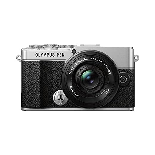 Kit fotocamera Olympus PEN E-P7, sensore 20 MP, schermo HD LCD inclinabile, 4K, Wi-Fi, controllo profilo colore e monocolore, argento comprende obiettivo M.Zuiko Digital ED 14-42mm EZ nero