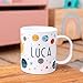 Imagen de Made in Gift Taza de Plástico Infantil con Asa Dinosaurio Personalizada de 33 Cl de Capacidad con Nombre y Texto en Color