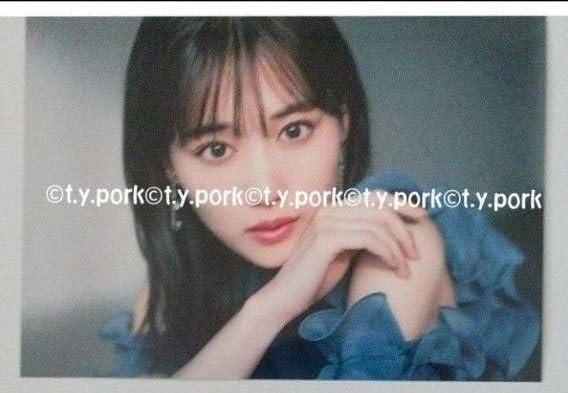 Amazon.co.jp: 乃木坂46 山下美月 個別グラビアカット&サンセット