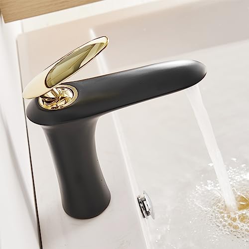 Robinet de lavabo moderne pour simplifier votre routine beauté matinale