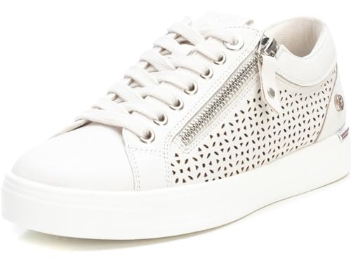 Zapatillas blancas XTI para moda joven: estilo, comodidad y calidad