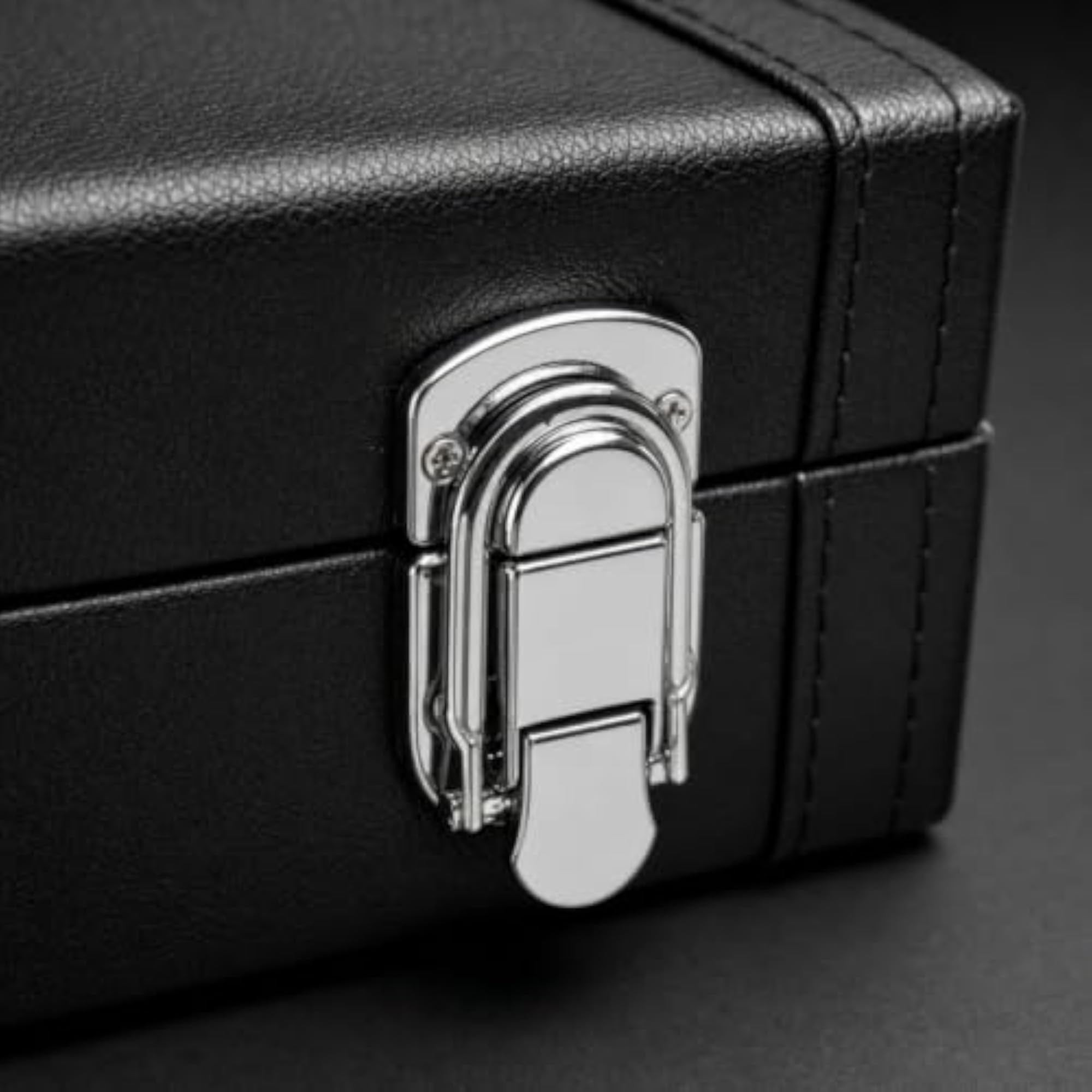 Black B-Flat Clarinet Carrying Case