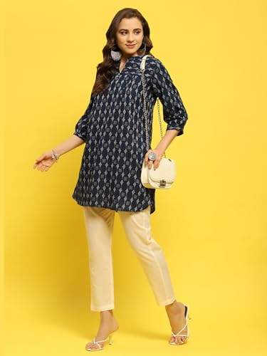 Image of Shree Women Liva (Rayon) White Floral Print Kurta