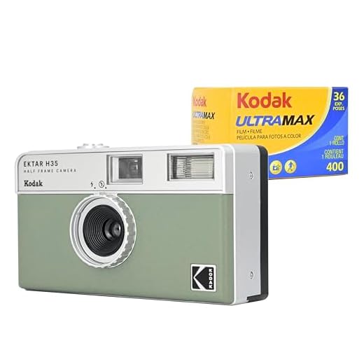 KODAK EKTAR H35 - Cámara de película de medio marco (salvia) con película Kodak Ultramax 400/36EXP de 35 mm