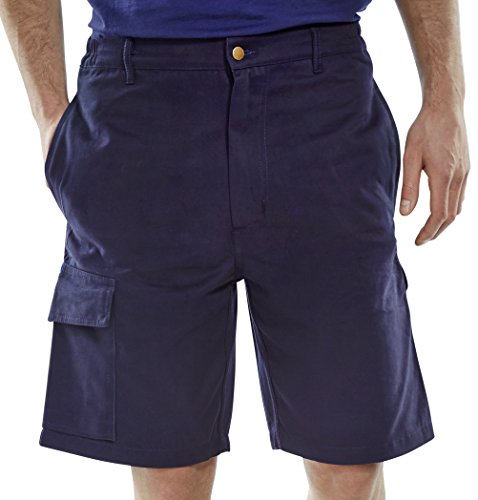 Short cargo bleu marine taille 44 pour vos balades d'été en plein air