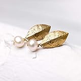  Perlen-Ohrringe gold, schlichte Perlen-Ohrstecker, matt vergoldetes Blatt mit Süßwasserperle, Braut-Schmuck, Hochzeit, handmade Geschenk für Sie